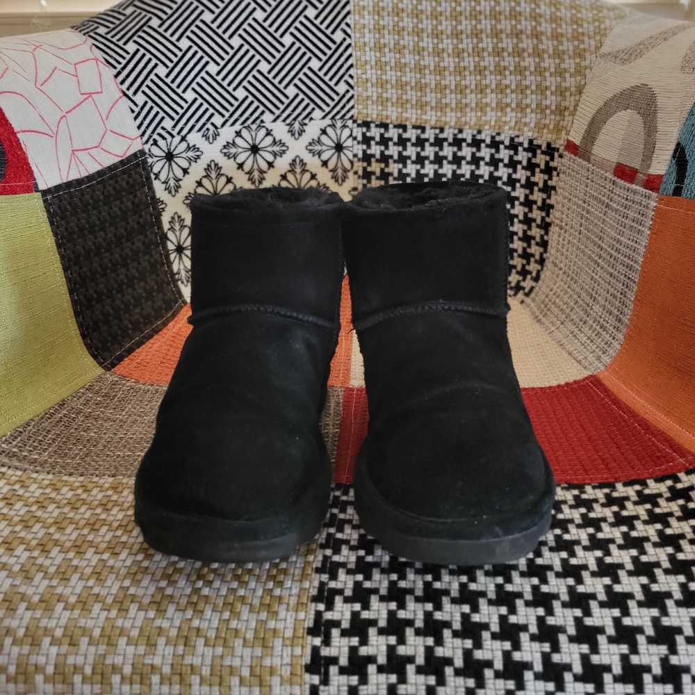 BearPaw Black Winter Boots - Picture 2 of 3